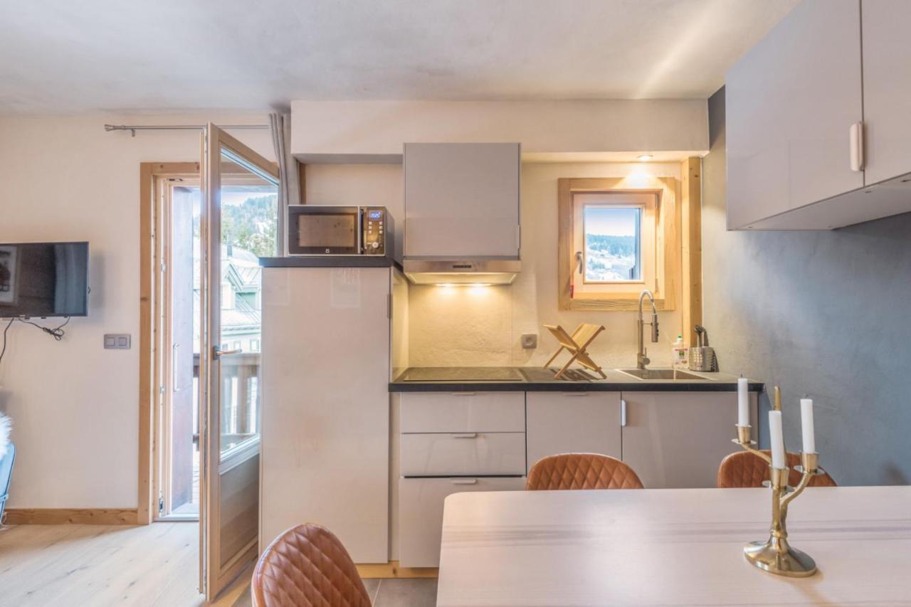 Appartamento Architect flat with balcony&parking at the heart of Megève - Welkeys Esterno foto